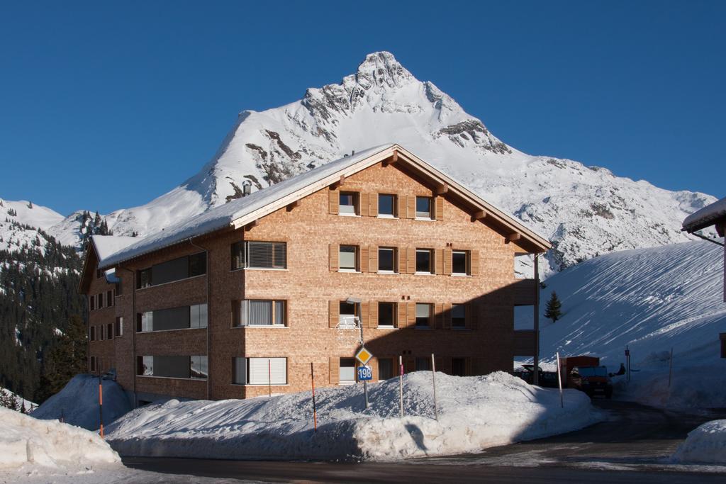 Alpenappartement Bergkönig Warth  Buitenkant foto