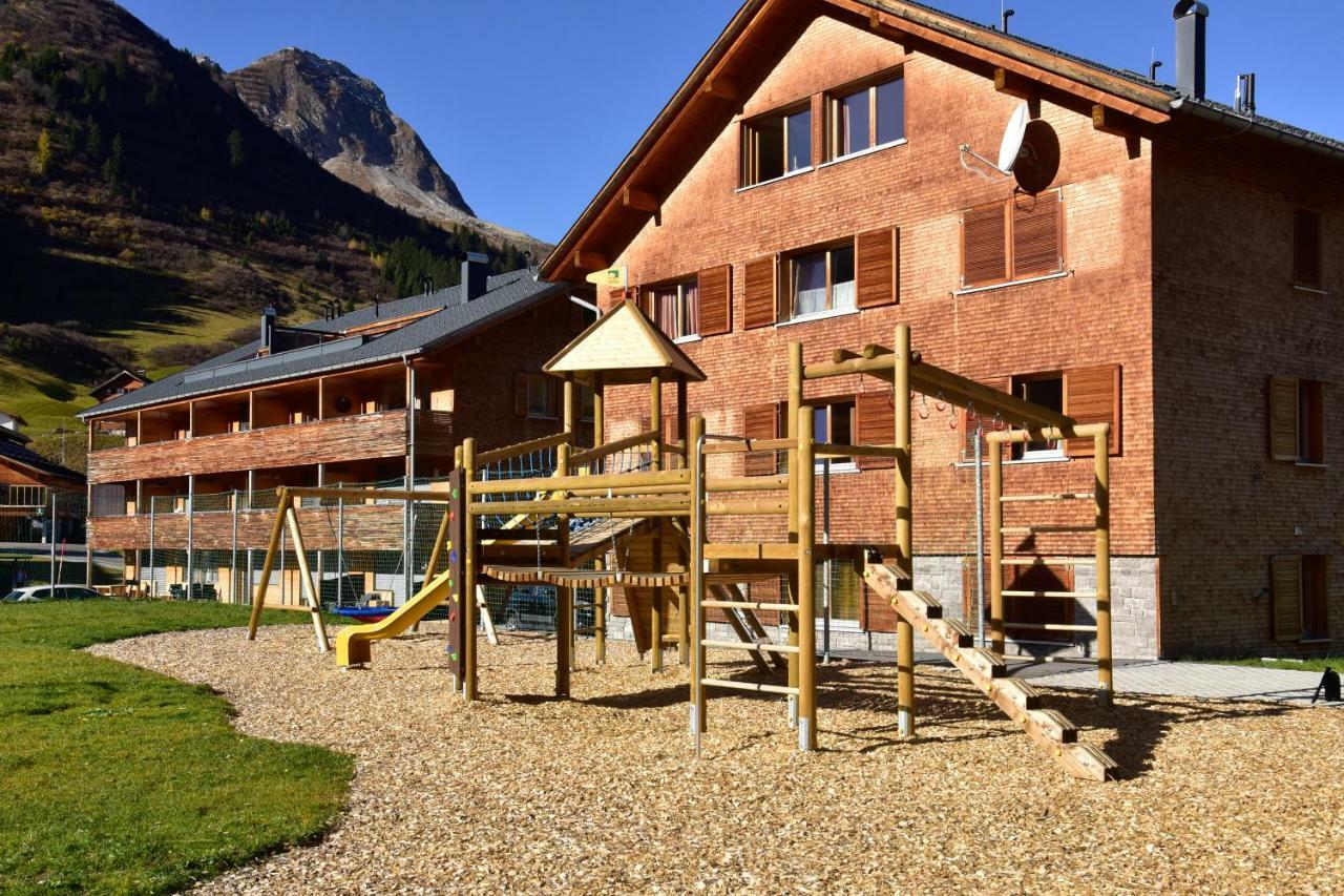 Alpenappartement Bergkönig Warth  Buitenkant foto