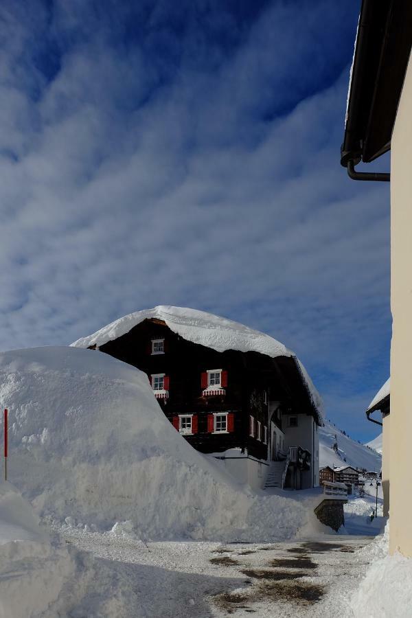 Alpenappartement Bergkönig Warth  Buitenkant foto