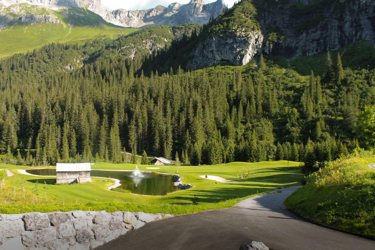 Alpenappartement Bergkönig Warth  Buitenkant foto