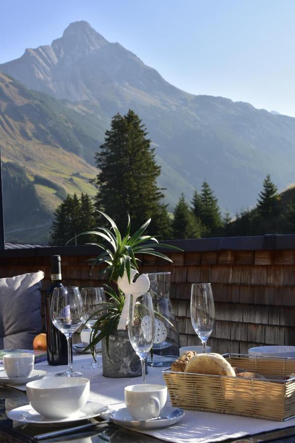 Alpenappartement Bergkönig Warth  Buitenkant foto